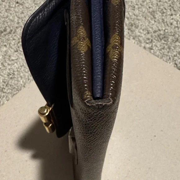Louis Vuitton Portefeuille Monogram Elysee Wallet with Navy - Picture 6 of 11